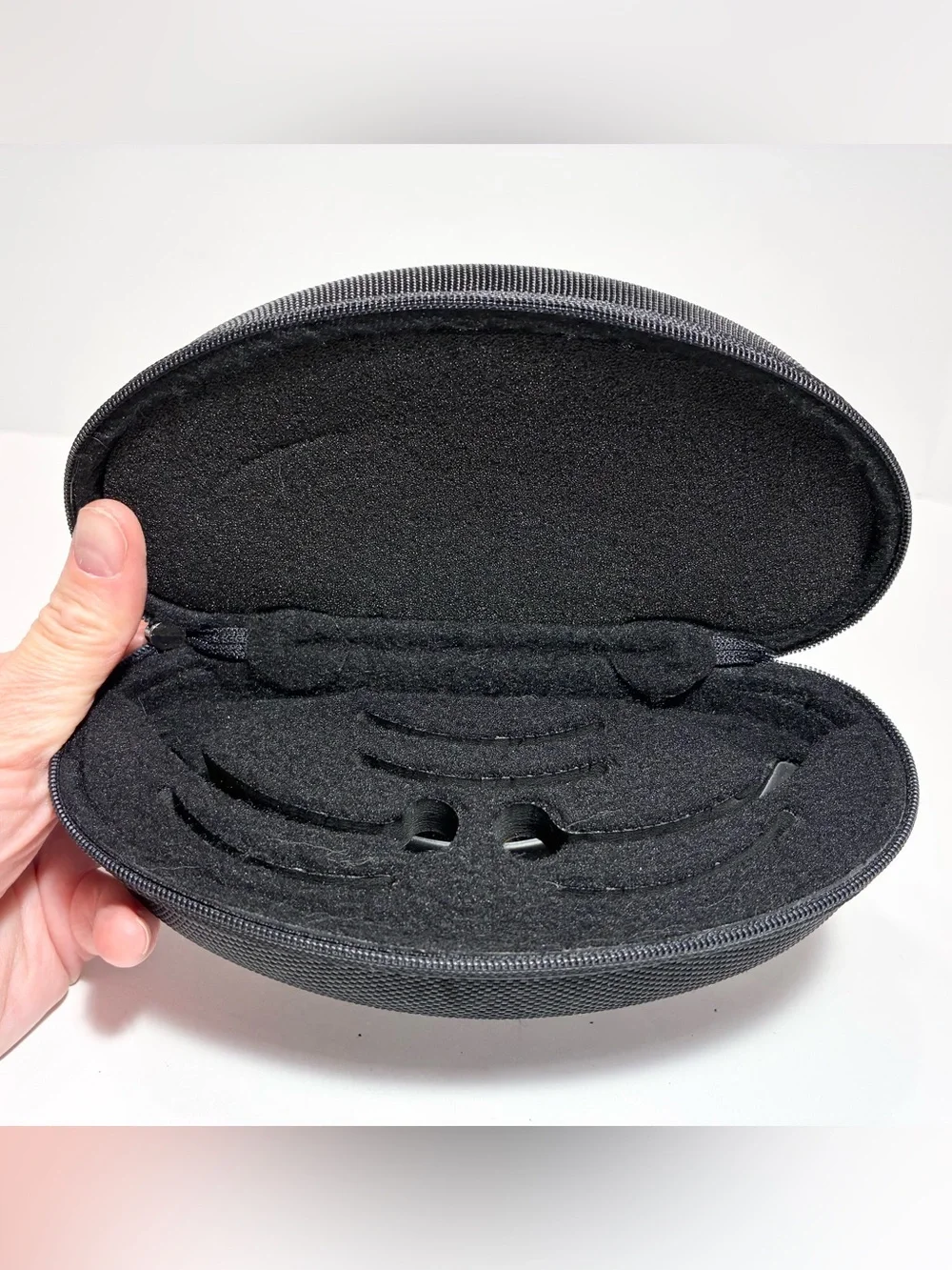Oakley Large Soft Vault Sunglasses Case Storage Black Men’s OS